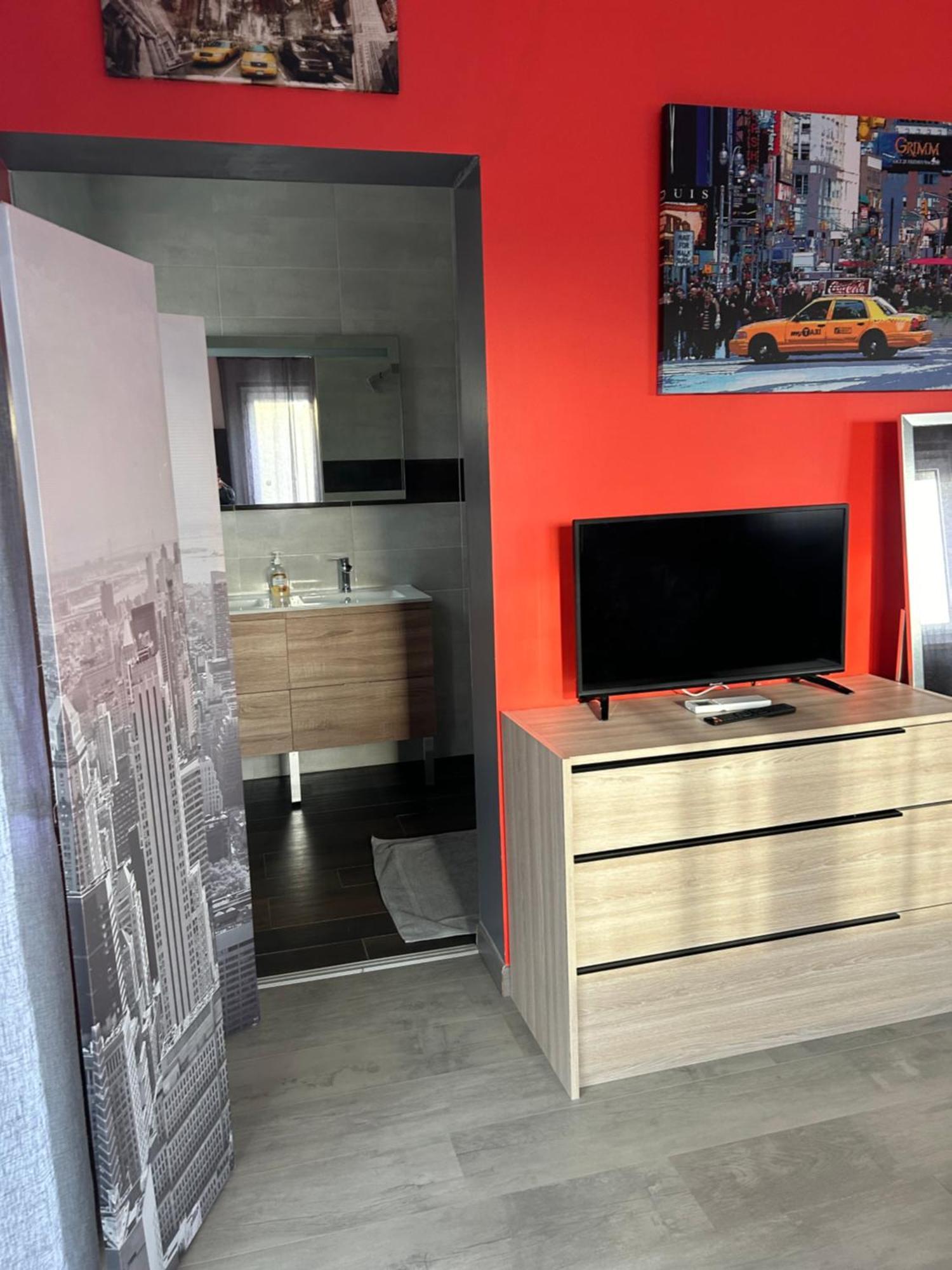 Chambres De Valerie Saint-Cyprien  Exterior photo